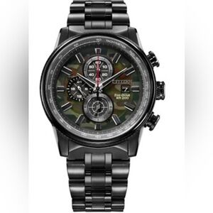 Citizen Eco-Drive Men's Nighthawk Chronograph met Black Watch 43MM